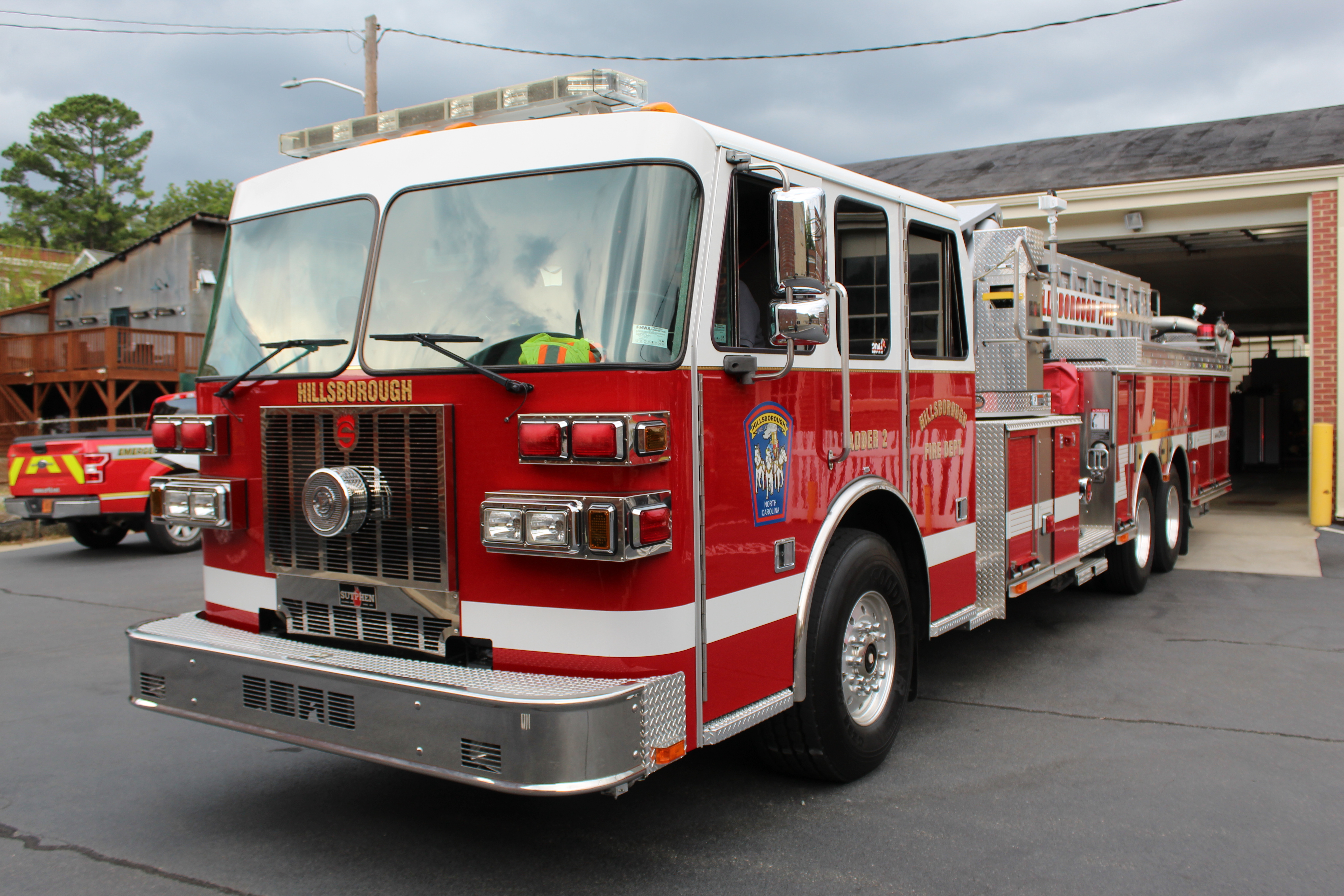 Ladder 271 - 2012 Sutphen SP95
