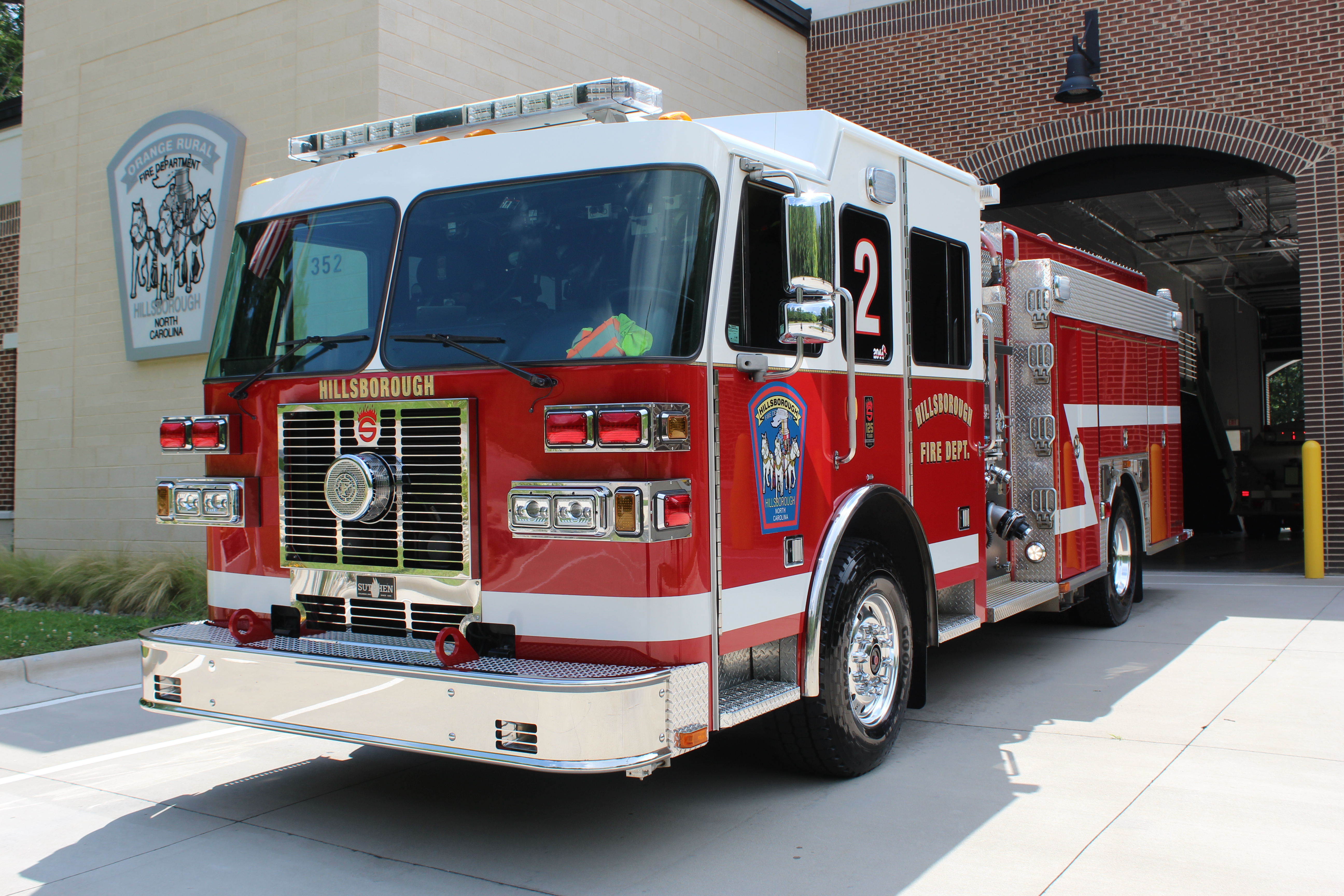 Engine 234 - 2015 Sutphen Monarch