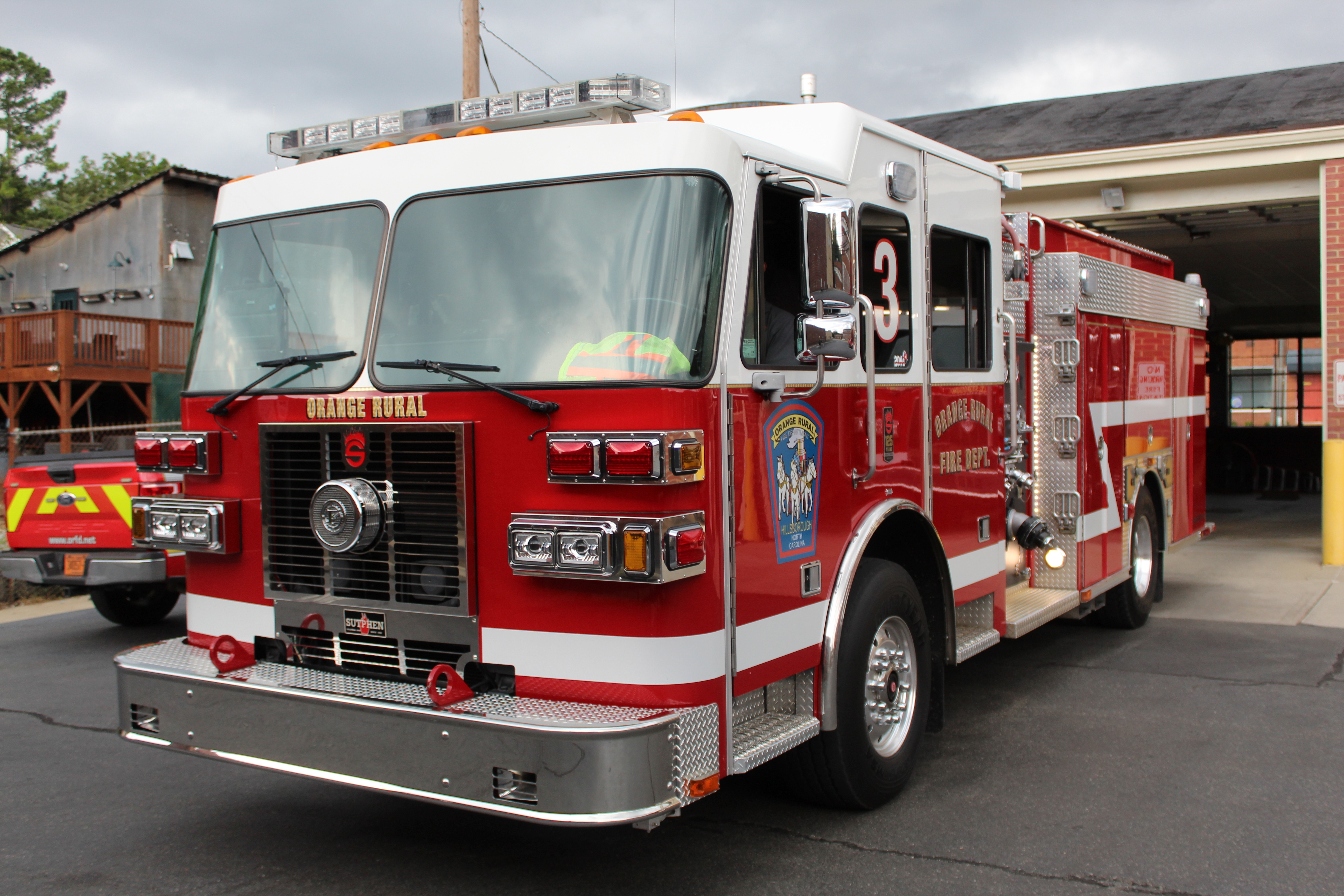 Engine 231 - 2015 Sutphen Monarch