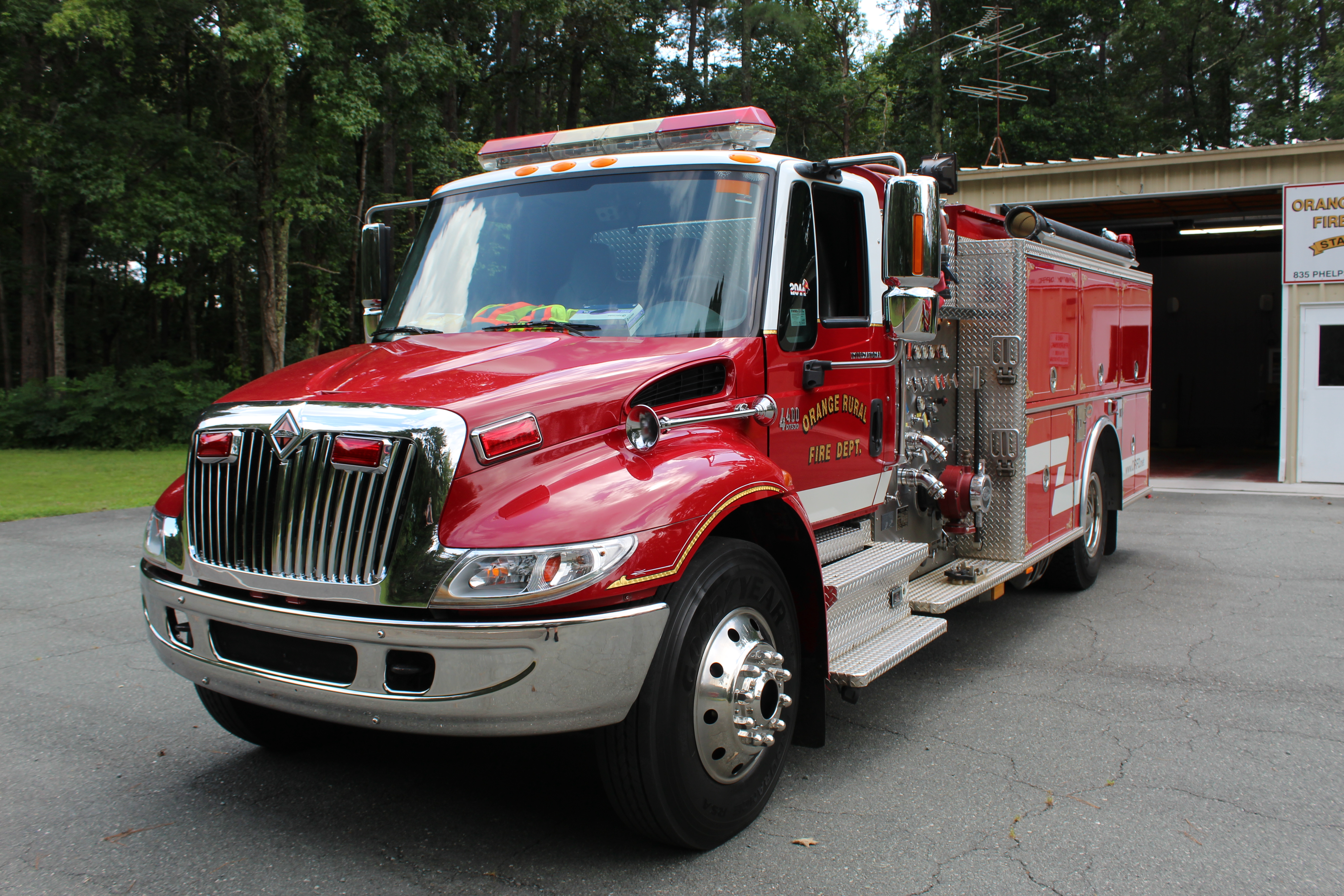 Reserve Engine 235 - 2002 KME International